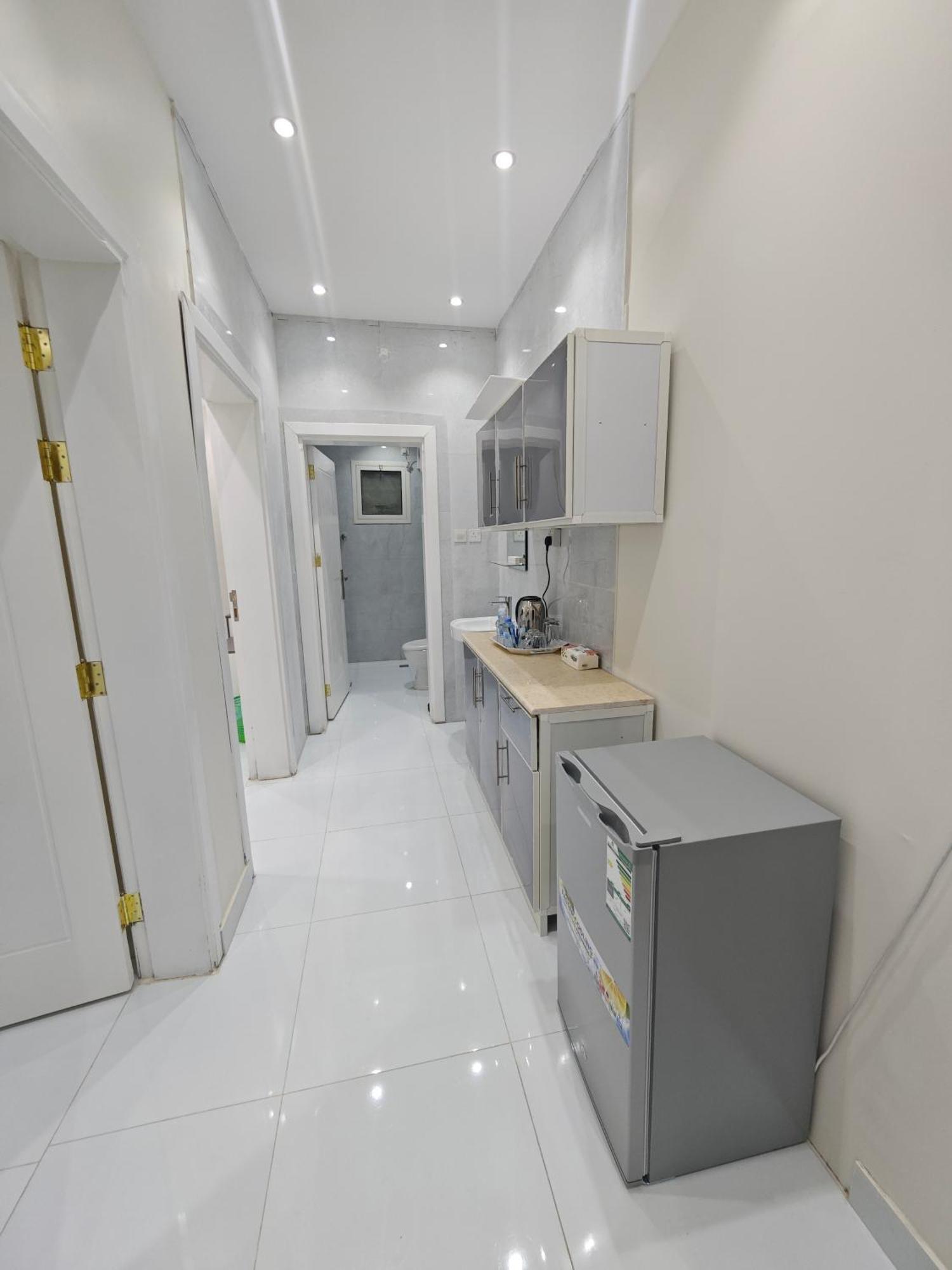 Yaqoot Al Madina Suites Al Awali Exteriér fotografie