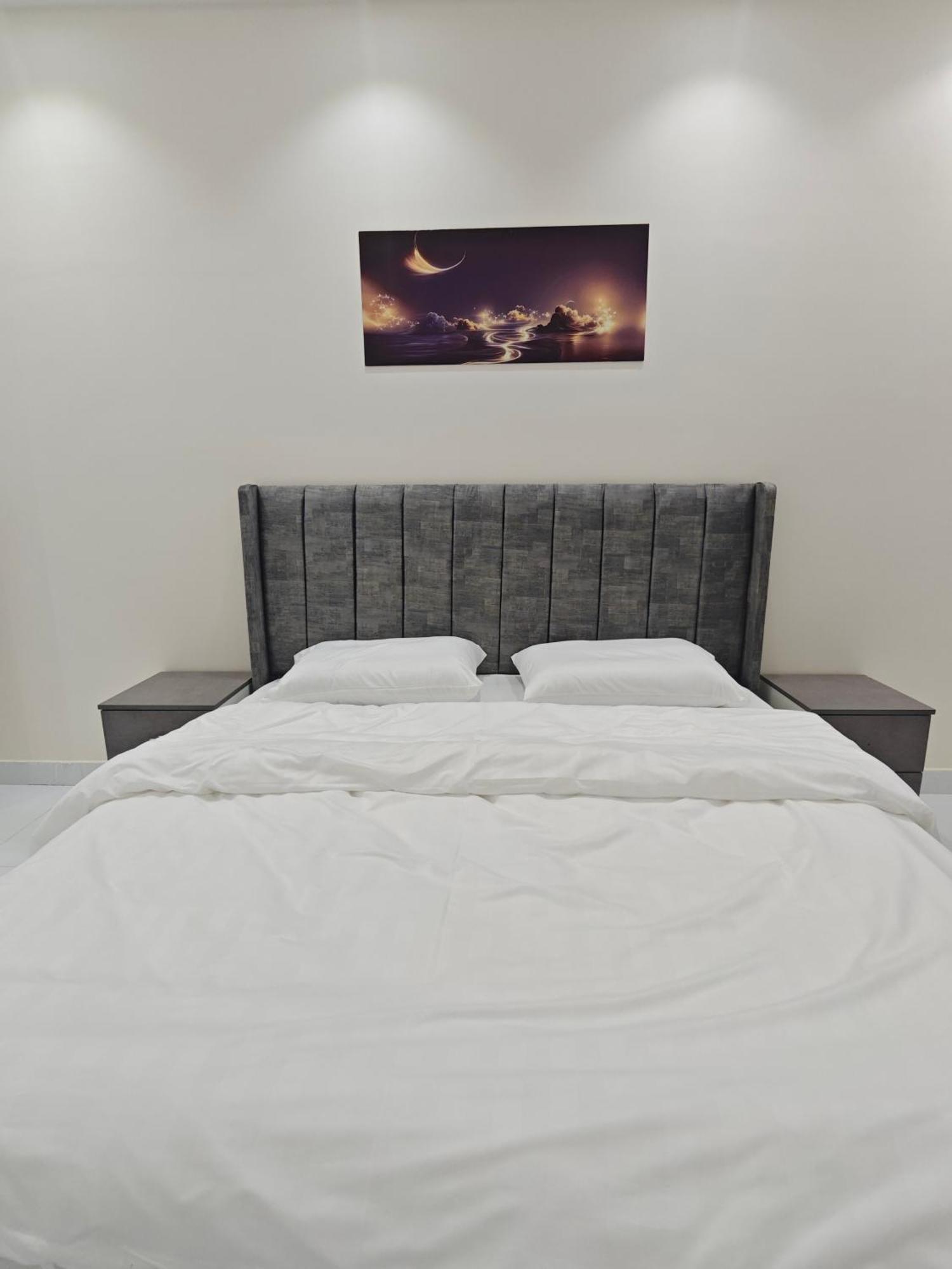 Yaqoot Al Madina Suites Al Awali Exteriér fotografie