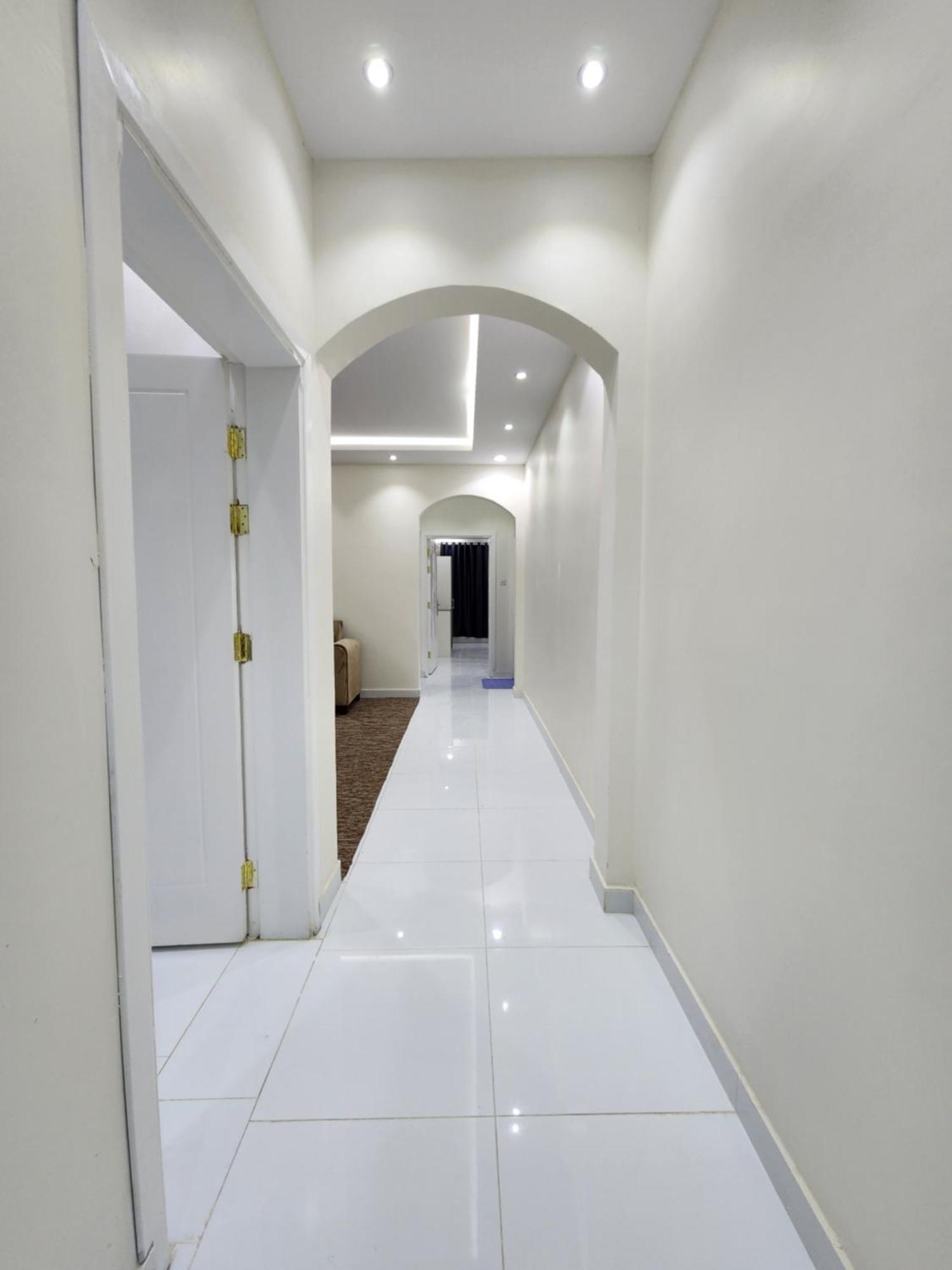 Yaqoot Al Madina Suites Al Awali Exteriér fotografie